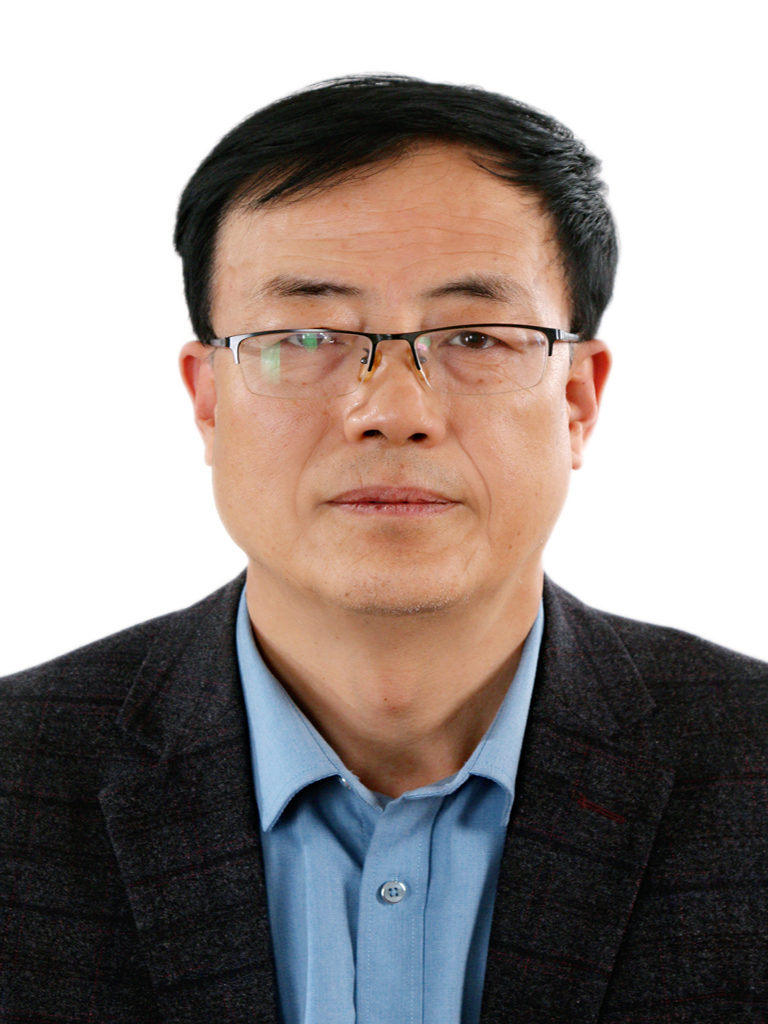 【慶陽市優(yōu)秀共產(chǎn)黨員風采】李春平：秉承初心育桃李 三尺講臺獻熱忱
