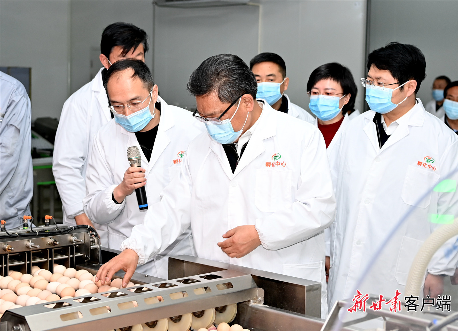 任振鶴在慶陽(yáng)調(diào)研時(shí)強(qiáng)調(diào)：用新思想指引新征程，以新發(fā)展書(shū)寫(xiě)新答卷，真抓實(shí)干推動(dòng)新時(shí)代革命老區(qū)振興發(fā)展