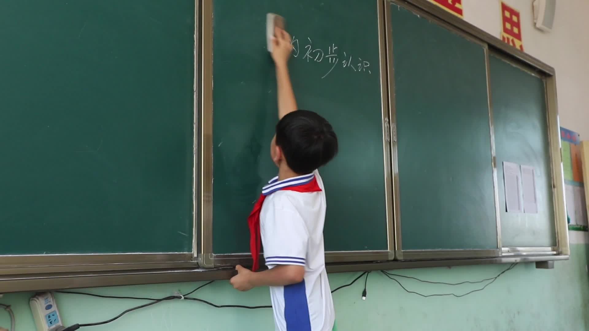 【新時(shí)代慶陽(yáng)好少年·馬宏發(fā)】眼里有光，心中有愛(ài)