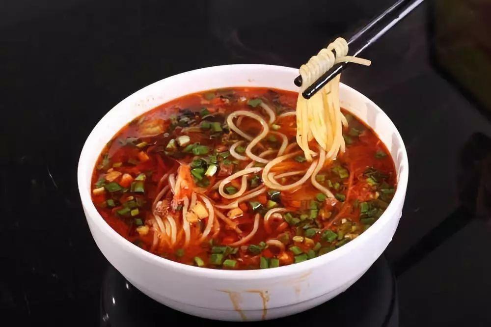吃完天水麻辣燙？下一站，慶陽饸饹面！