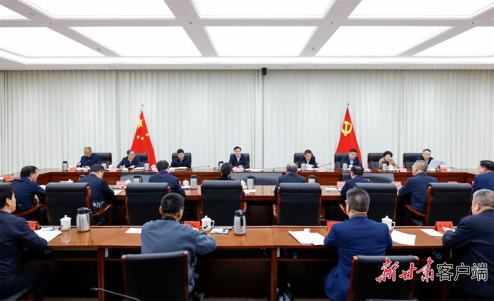 胡昌升在十四屆省委網信委第二次會議上強調：守正創(chuàng)新?lián)攲嵏蔂巹?chuàng)一流 推動全省網信事業(yè)高質量發(fā)展 任振鶴石謀軍出席