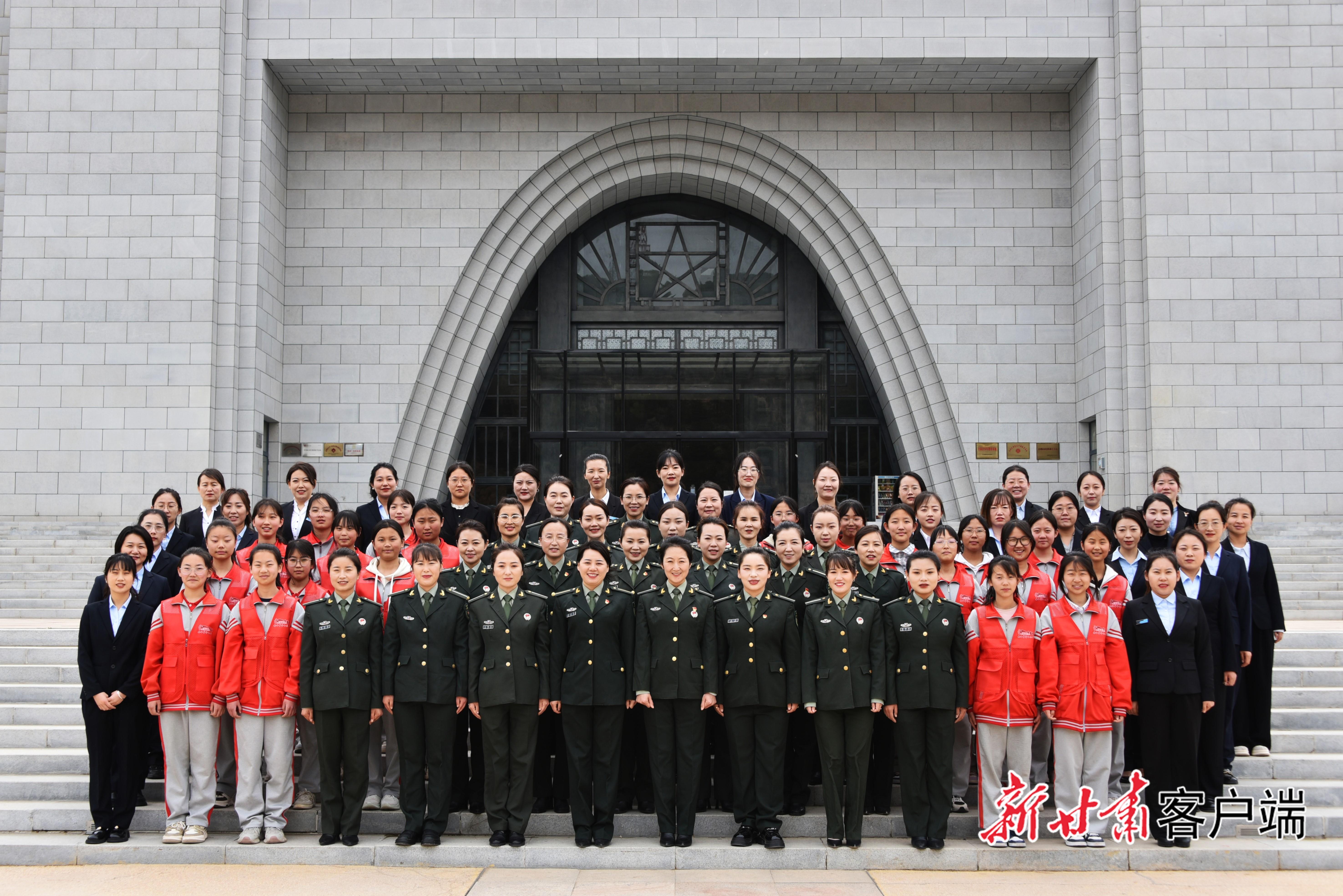 我省1個(gè)集體獲2025年度中國(guó)青年五四獎(jiǎng)?wù)录w榮譽(yù)稱號(hào)，16人獲2025年度新時(shí)代青年先鋒獎(jiǎng)